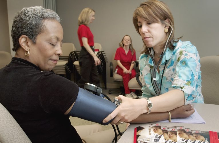 How to Lower Blood Pressure at Home Without Medicine in Des Moines