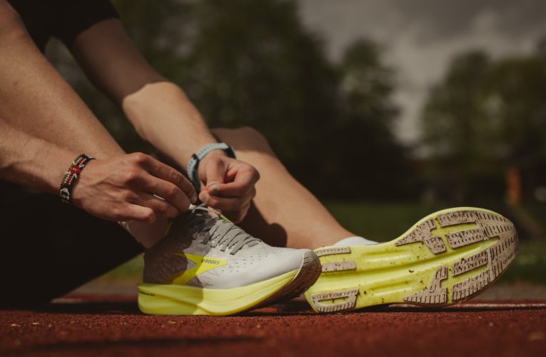 Des Moines: Reduce Pain from Muscle Strain or Injury Faster with Curewave Laser