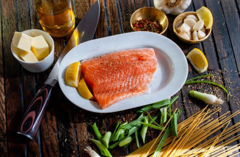Nutrition and Mental Health in Des Moines: Eat Plenty of Fat